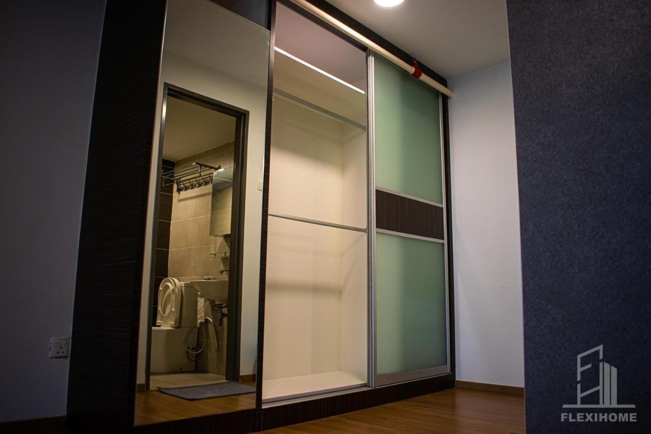 Netflix-Pinnacle Pj, Fantastic City View, 1-6 Guests Designed Duplex Home By Flexihome-My 페탈링자야 외부 사진