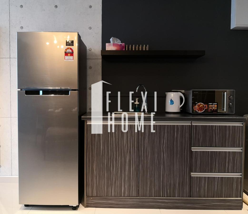 Netflix-Pinnacle Pj, Fantastic City View, 1-6 Guests Designed Duplex Home By Flexihome-My 페탈링자야 외부 사진